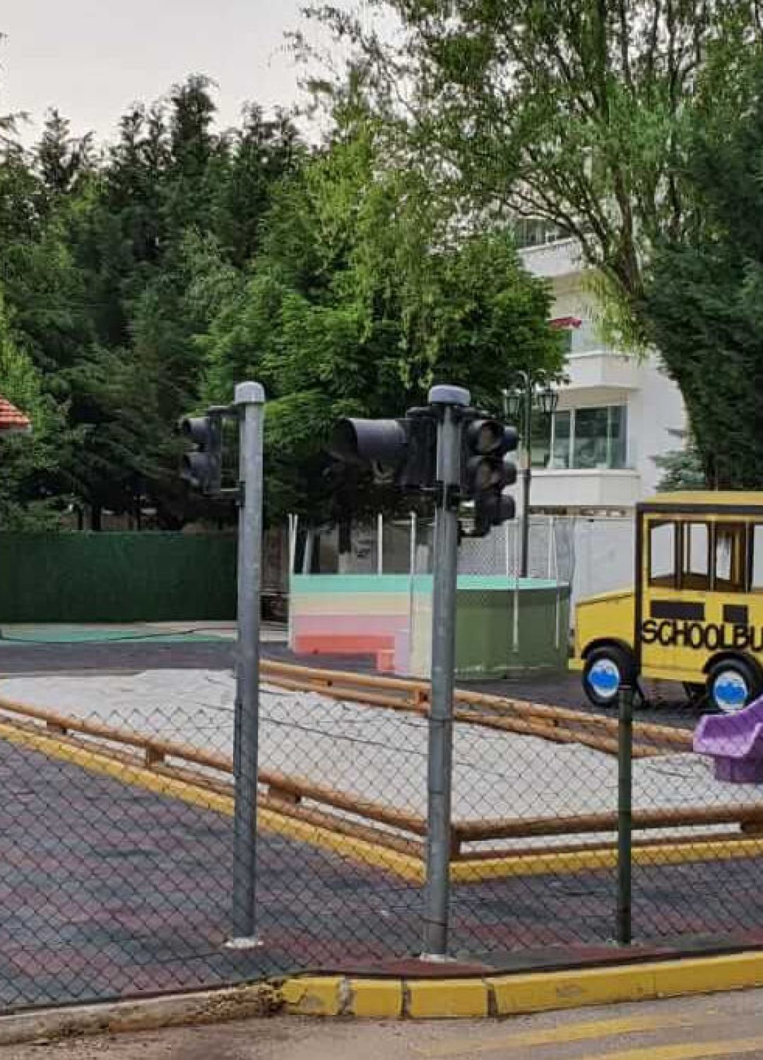 d599c5_fd08ae1c7654489d8d99fd84cd193a00_mv2